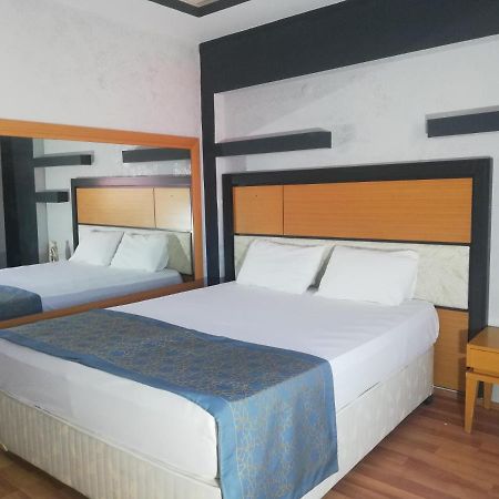 Uenaten Otel Gaziemir Luaran gambar