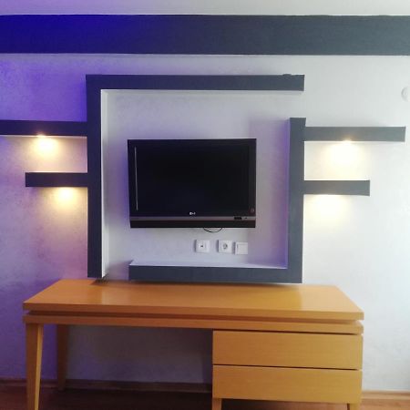 Uenaten Otel Gaziemir Luaran gambar