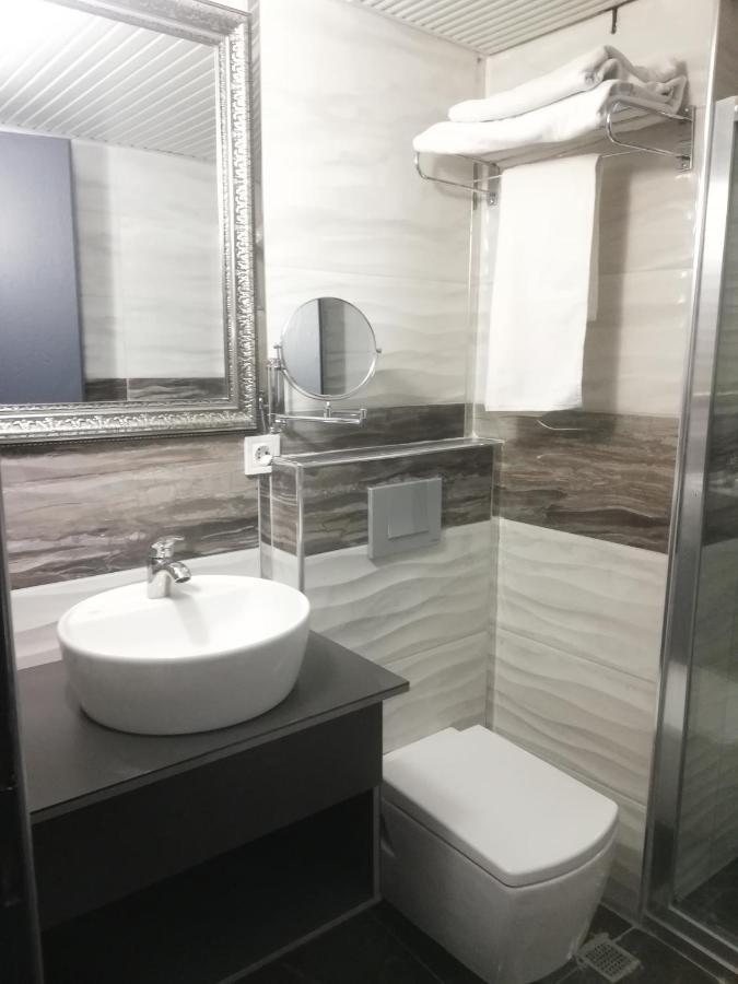 Uenaten Otel Gaziemir Luaran gambar