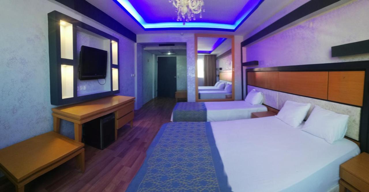 Uenaten Otel Gaziemir Luaran gambar