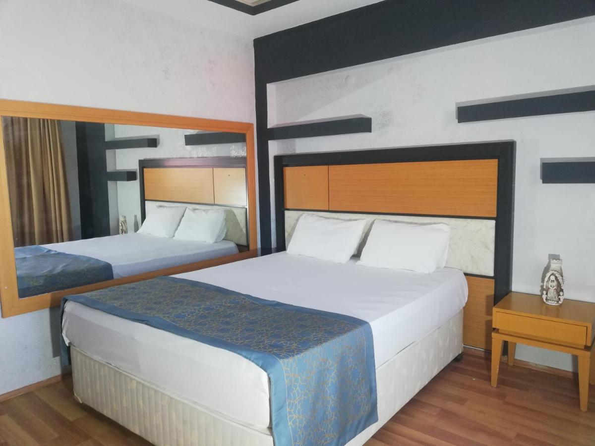 Uenaten Otel Gaziemir Luaran gambar