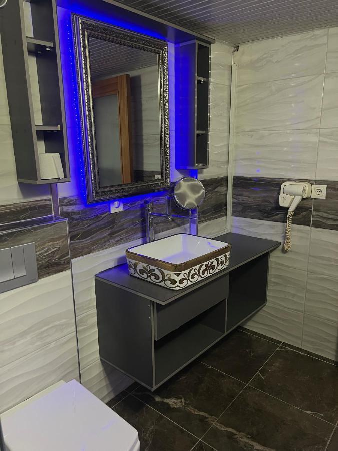 Uenaten Otel Gaziemir Luaran gambar